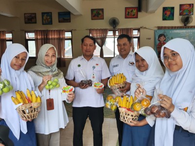 Segar, Sehat, dan Juara! Kampanye Buah Nusantara Hadir di SMPN 9 Yogyakarta